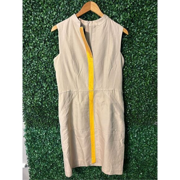 AKRIS Tan And Gold Dress Sz 8 Silk - Picture 1 of 5